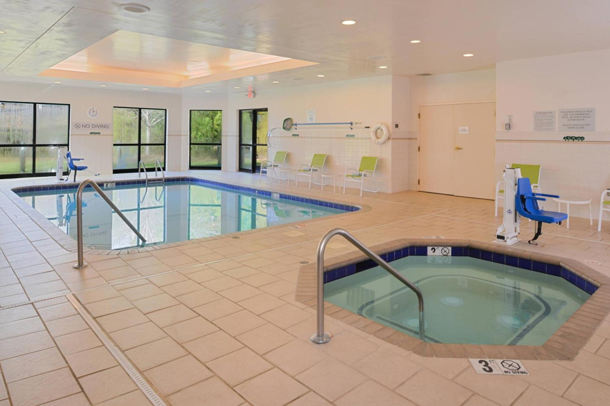 Courtyard By Marriott Charlotte Gastonia Hotel Eksteriør billede