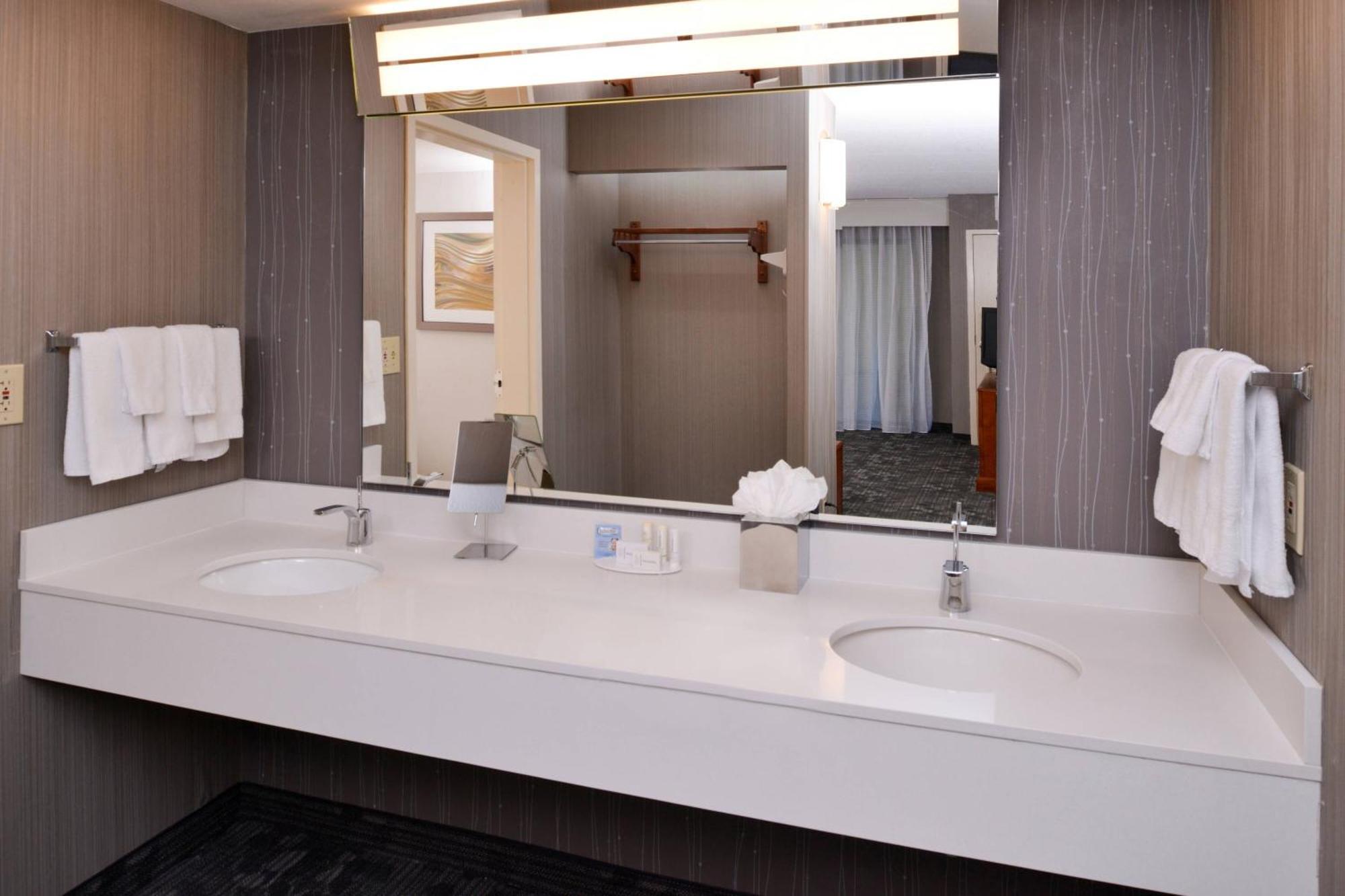 Courtyard By Marriott Charlotte Gastonia Hotel Eksteriør billede